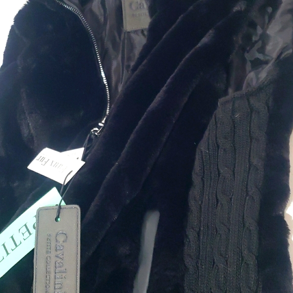 Cavalini Petite Collection Womens Petite Back Faux Fur vest. - Picture 5 of 8